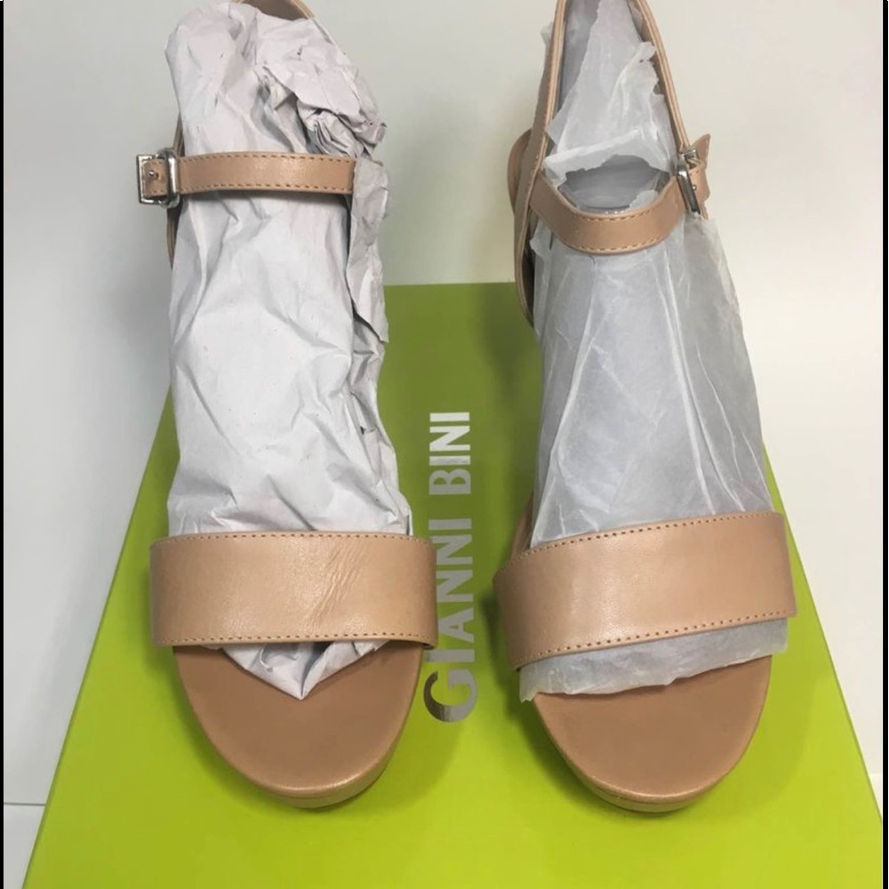 Gianni Bini Soho Women's Brown Leather Platform Heels size 8.5m